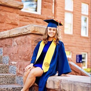 Meet your Posher, Gabrielle